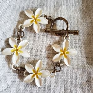 Lucky brand lily bracelet